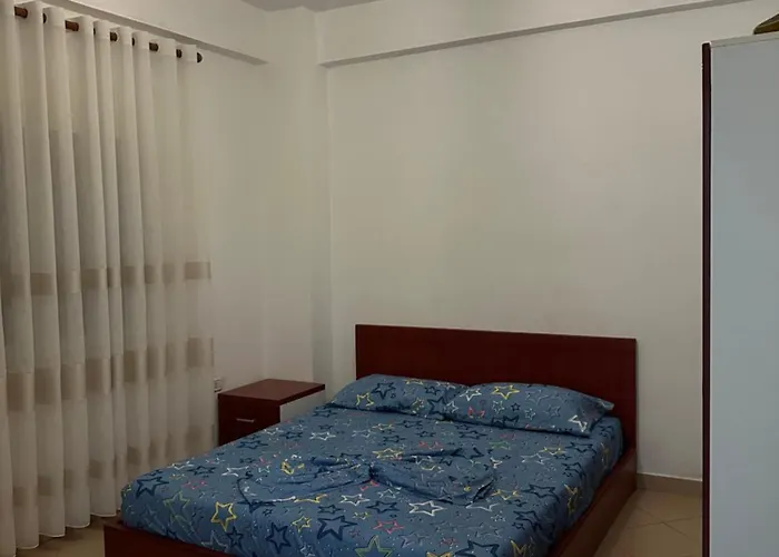 Shtepi Plazhi Ne Golem Durrës